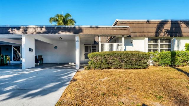 3823 GLEN OAKS DRIVE E 83, Sarasota, FL 34232