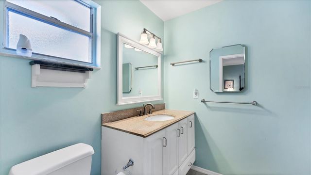 3823 GLEN OAKS DRIVE E 83, Sarasota, FL 34232
