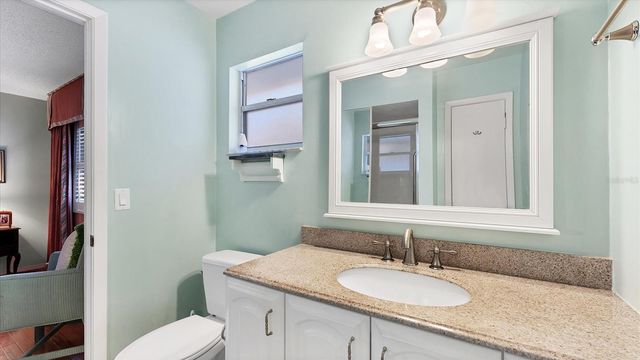 3823 GLEN OAKS DRIVE E 83, Sarasota, FL 34232