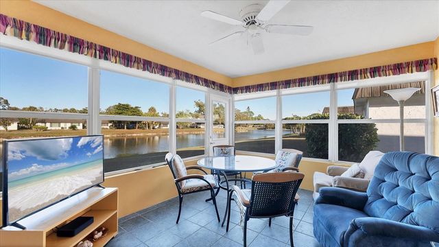 3823 GLEN OAKS DRIVE E 83, Sarasota, FL 34232