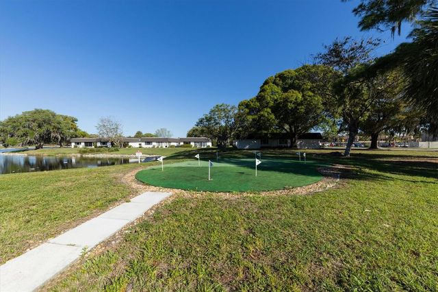 3823 GLEN OAKS DRIVE E 83, Sarasota, FL 34232