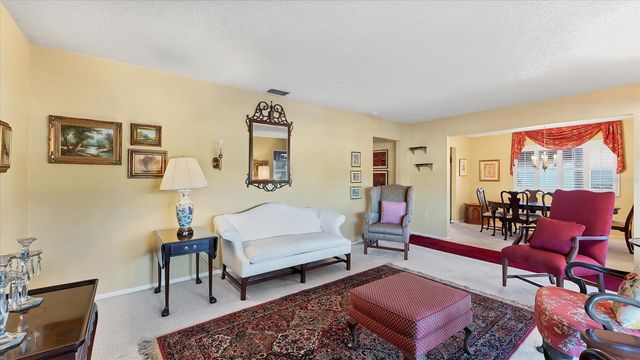 3823 GLEN OAKS DRIVE E 83, Sarasota, FL 34232