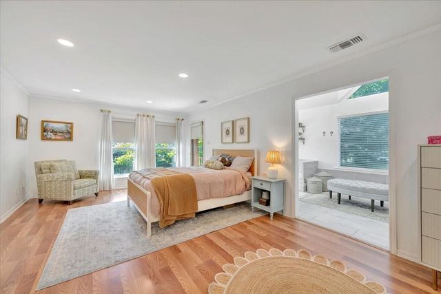 112 Oak Road, Clear Lake Shores, TX 77565