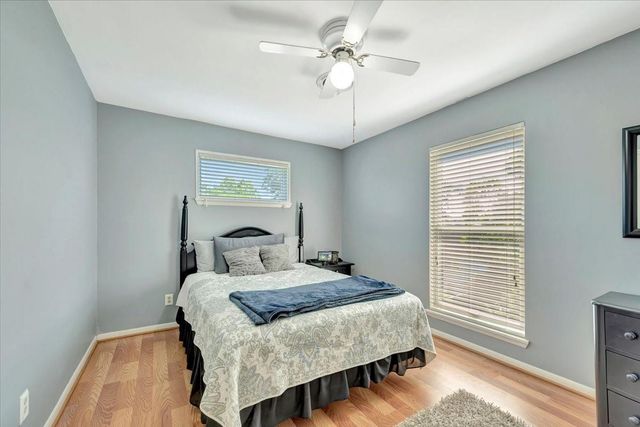 112 Oak Road, Clear Lake Shores, TX 77565