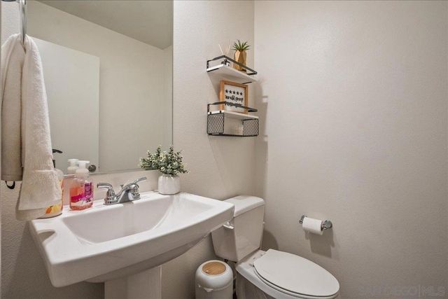 5464 Shorefront Dr 143, San Diego, CA 92154