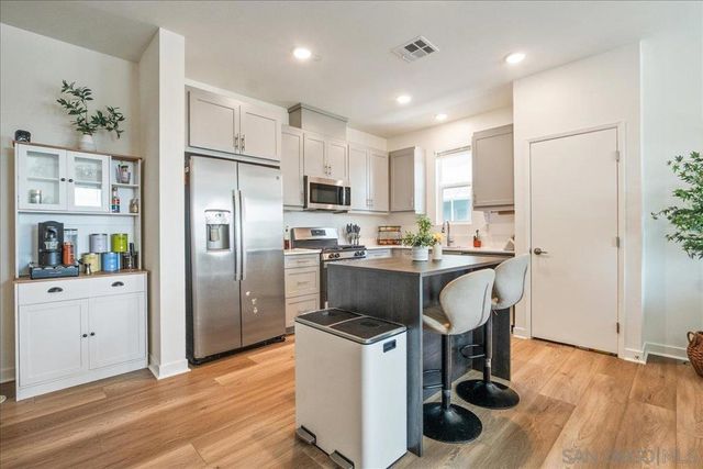 5464 Shorefront Dr 143, San Diego, CA 92154