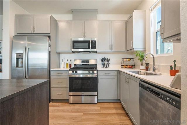 5464 Shorefront Dr 143, San Diego, CA 92154