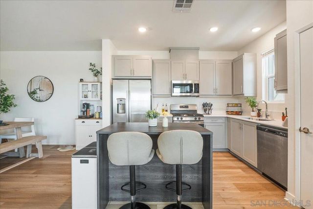 5464 Shorefront Dr 143, San Diego, CA 92154