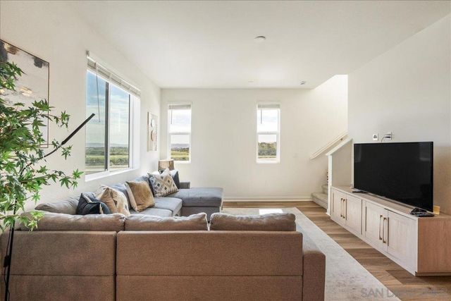 5464 Shorefront Dr 143, San Diego, CA 92154