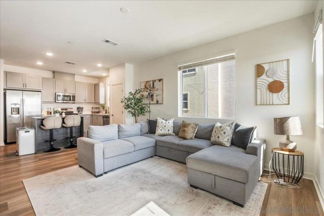 5464 Shorefront Dr 143, San Diego, CA 92154