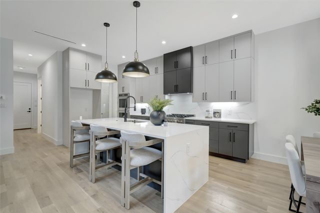 3722 Fairfax Avenue, Dallas, TX 75209