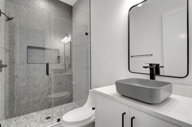 3722 Fairfax Avenue, Dallas, TX 75209