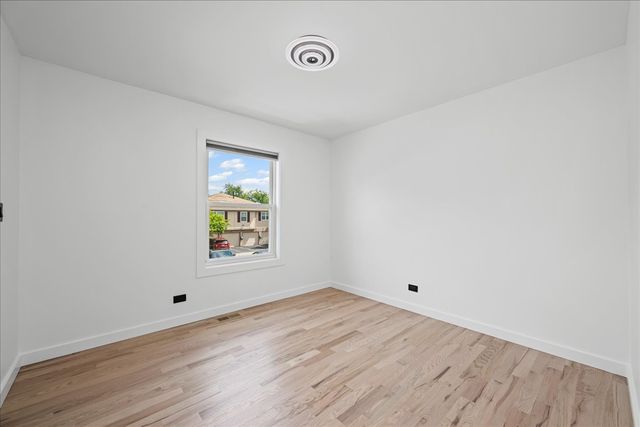 336 Westwood Court 336, Vernon Hills, IL 60061