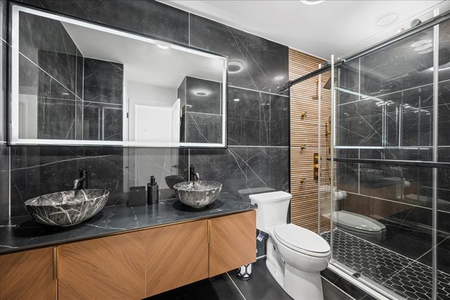 336 Westwood Court 336, Vernon Hills, IL 60061