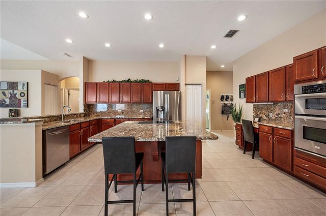 17710 CURRIE FORD DRIVE, Lutz, FL 33558