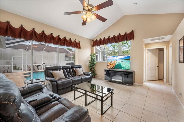 17710 CURRIE FORD DRIVE, Lutz, FL 33558