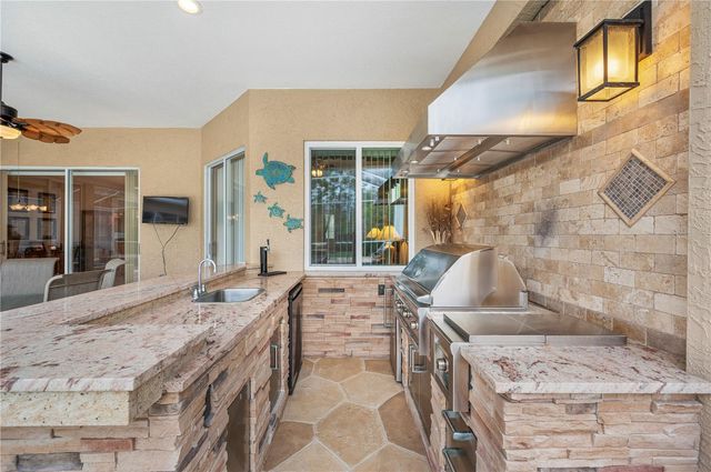 17710 CURRIE FORD DRIVE, Lutz, FL 33558