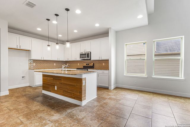 5801 Devonwood, Cibolo, TX 78108