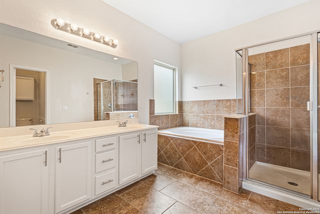 5801 Devonwood, Cibolo, TX 78108