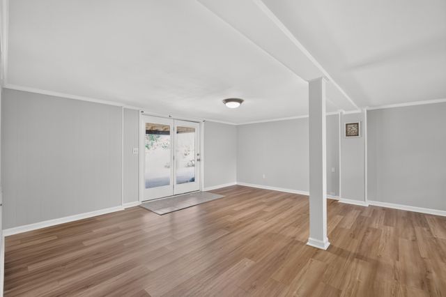 101 Hillside Dr, Old Hickory, TN 37138