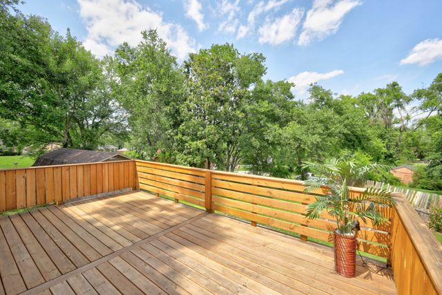101 Hillside Dr, Old Hickory, TN 37138