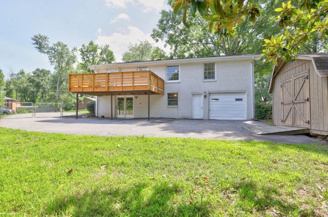 101 Hillside Dr, Old Hickory, TN 37138