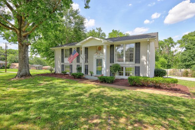 101 Hillside Dr, Old Hickory, TN 37138