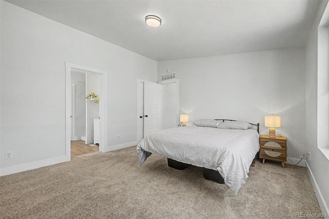 10598 Barron Circle, Longmont, CO 80504