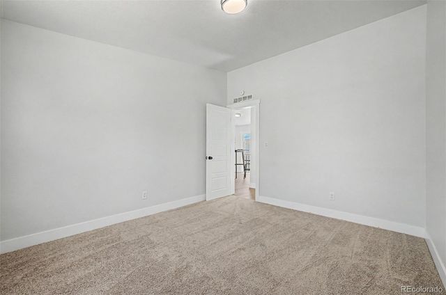 10598 Barron Circle, Longmont, CO 80504