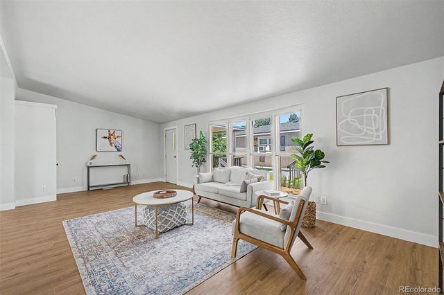 10598 Barron Circle, Longmont, CO 80504