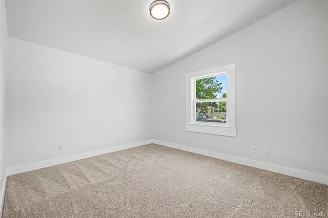 10598 Barron Circle, Longmont, CO 80504