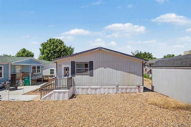 10598 Barron Circle, Longmont, CO 80504