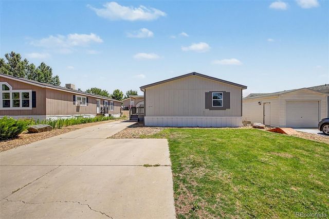 10598 Barron Circle, Longmont, CO 80504