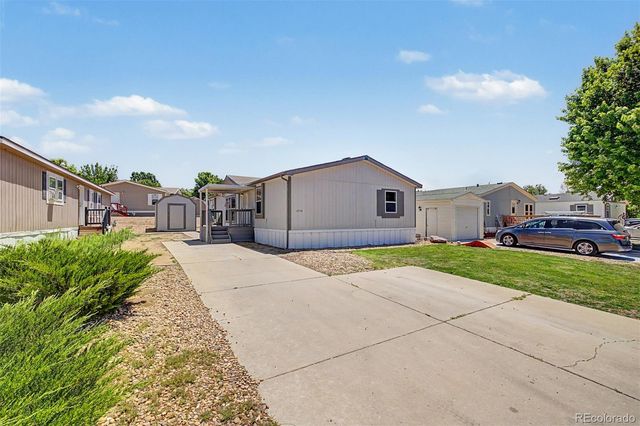 10598 Barron Circle, Longmont, CO 80504