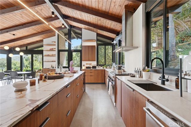 20110 Observation Drive, Topanga, CA 90290