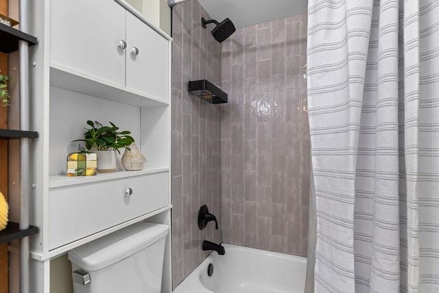 609 N BAYARD AVE, Waynesboro, VA 22980