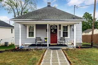 609 N BAYARD AVE, Waynesboro, VA 22980