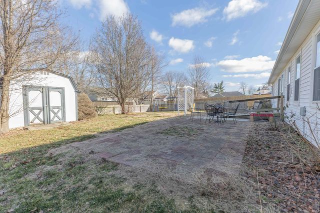 3840 Collingswood Drive, Evansville, IN 47725
