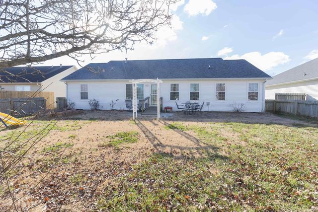 3840 Collingswood Drive, Evansville, IN 47725