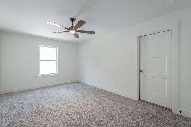 224 Goose Creek Circle, Soddy Daisy, TN 37379