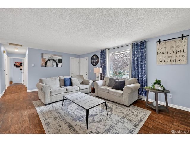 17701 E Kansas Pl, Aurora, CO 80017