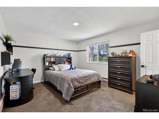 17701 E Kansas Pl, Aurora, CO 80017