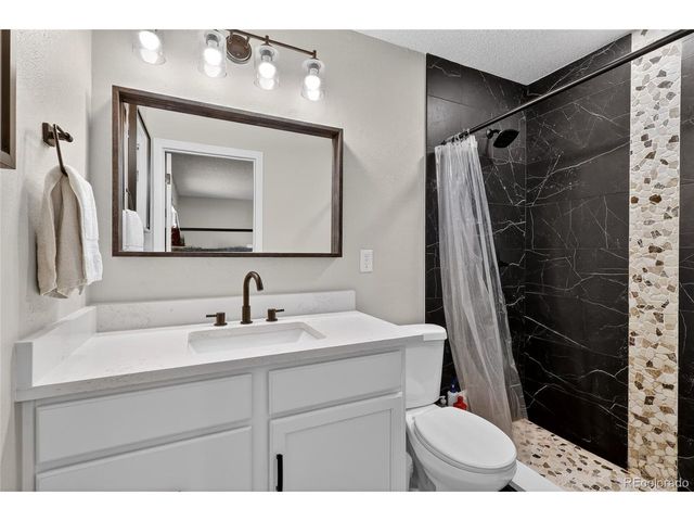 17701 E Kansas Pl, Aurora, CO 80017