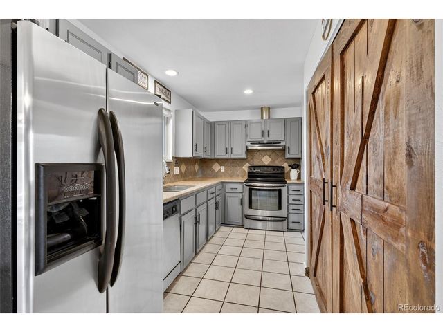 17701 E Kansas Pl, Aurora, CO 80017