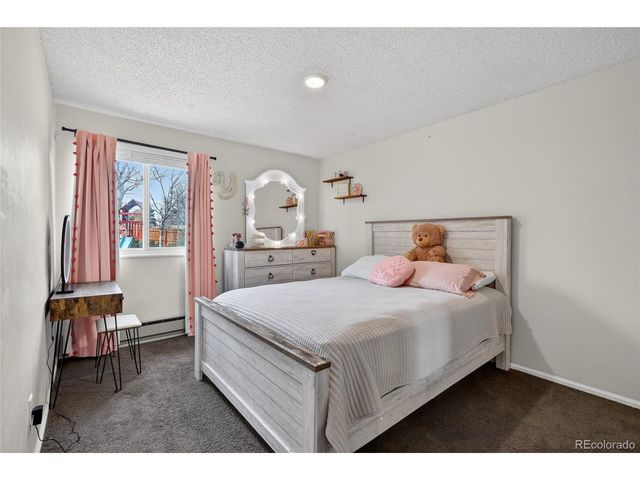 17701 E Kansas Pl, Aurora, CO 80017