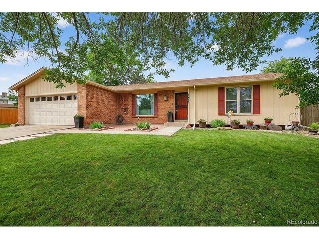 17701 E Kansas Pl, Aurora, CO 80017