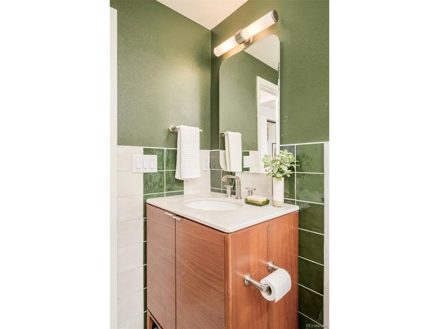 1608 Longs Peak Dr, Louisville, CO 80027