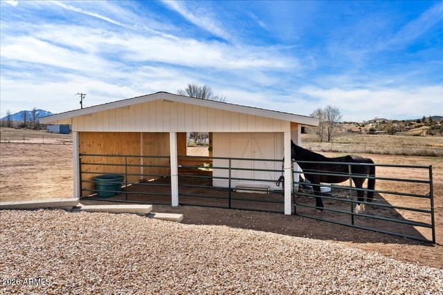 2480 W SUNDIAL Road, Chino Valley, AZ 86323