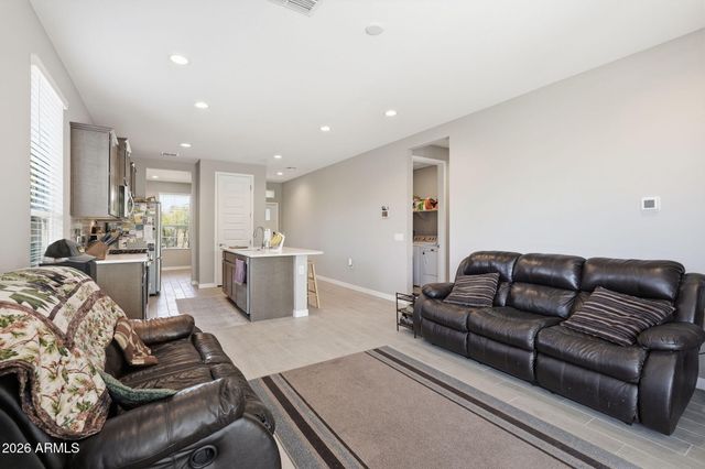 8677 S 165TH Avenue, Goodyear, AZ 85338