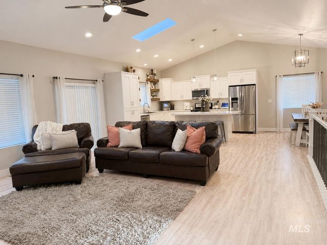 281 Glacier Meadows Way, Kimberly, ID 83341